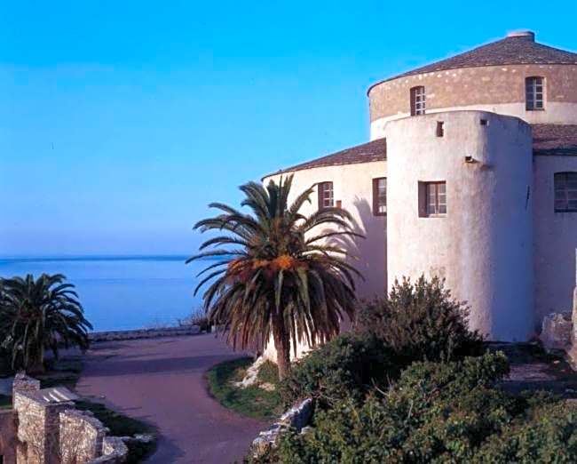Hotel Madame Mere