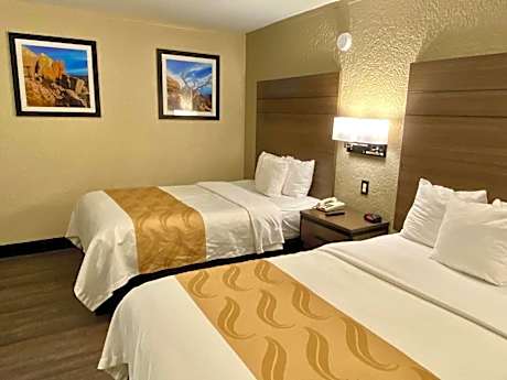 Suite with Two Double Beds - Non-Smoking