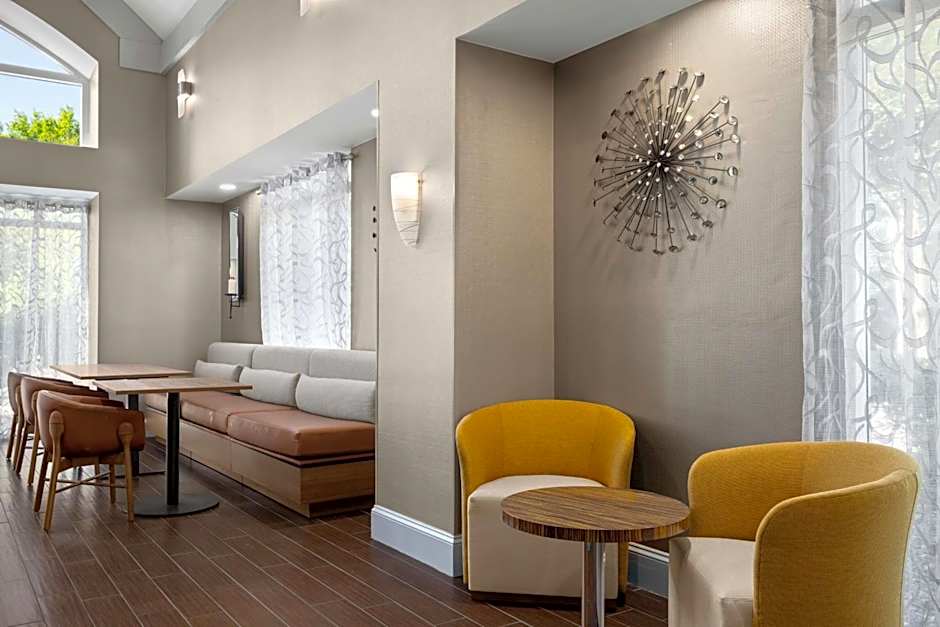 Homewood Suites By Hilton Atlanta/Alpharetta