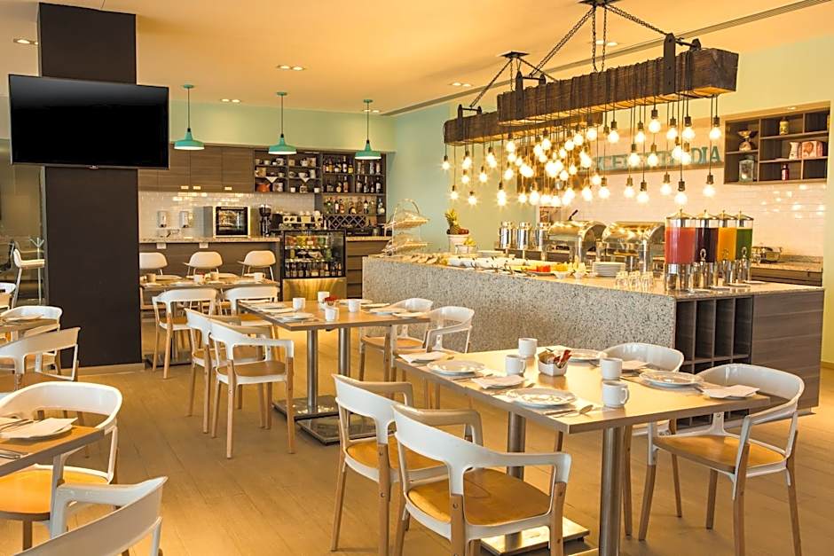 Fiesta Inn Express Ciudad de Mexico Forum Buenavista