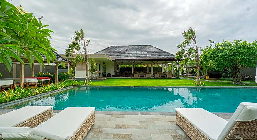 Green D'Mel Bali