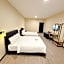 Pertama Lodge