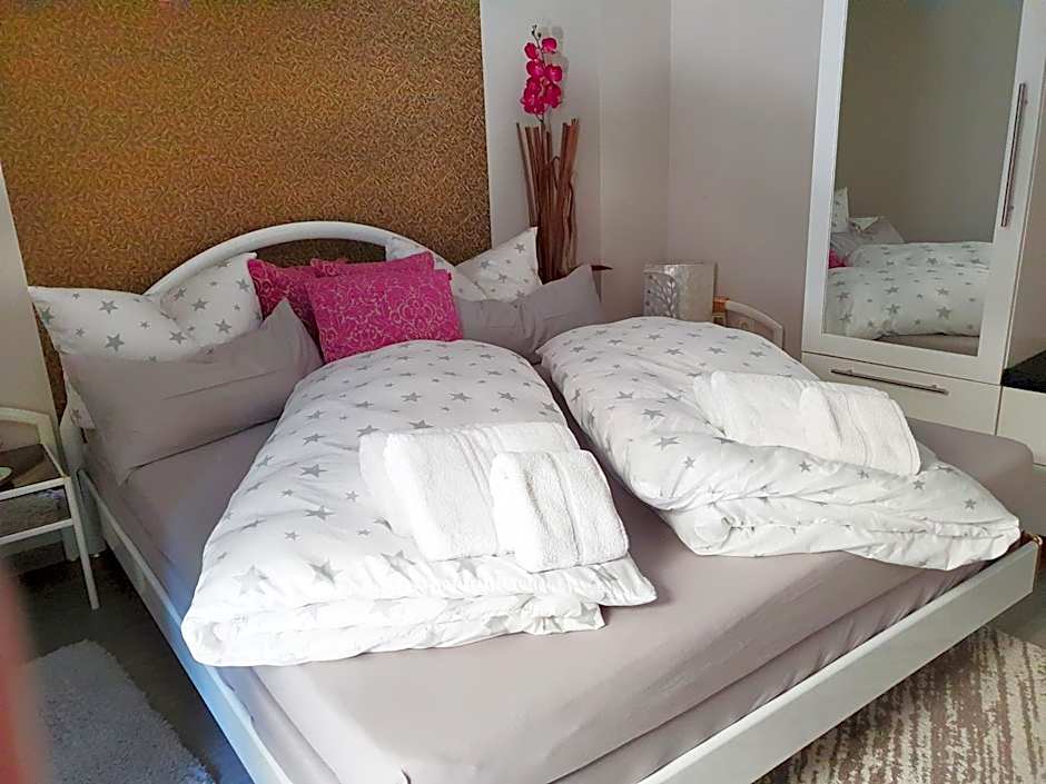 Monteur-Fremdenzimmer - Petit Quartier