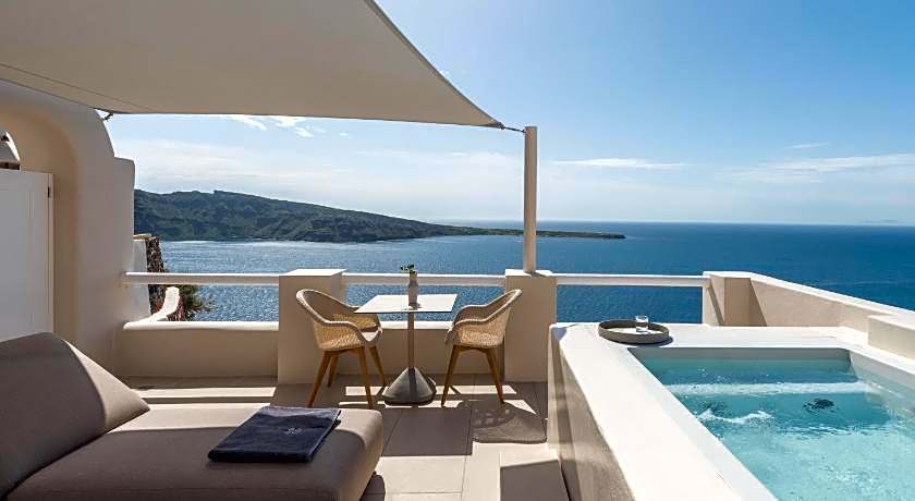 Art Maisons Oia Castle Hotel