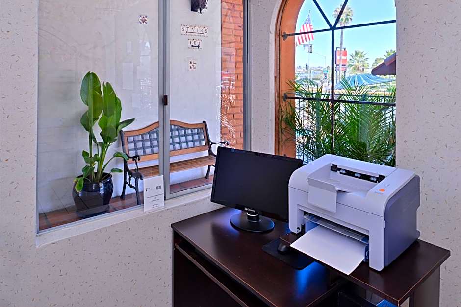 Americas Best Value Inn Loma Lodge