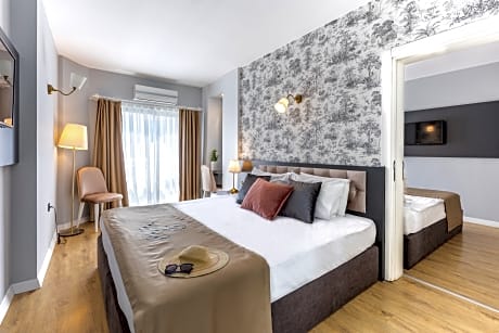 Connection Family Room for 5 People