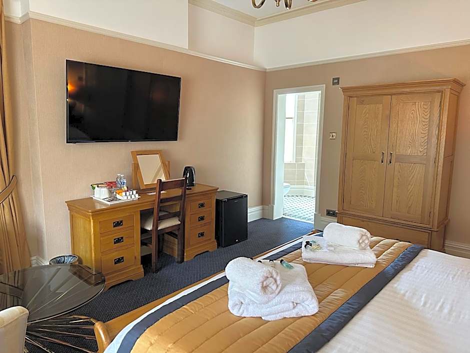 Chester Court Hotel
