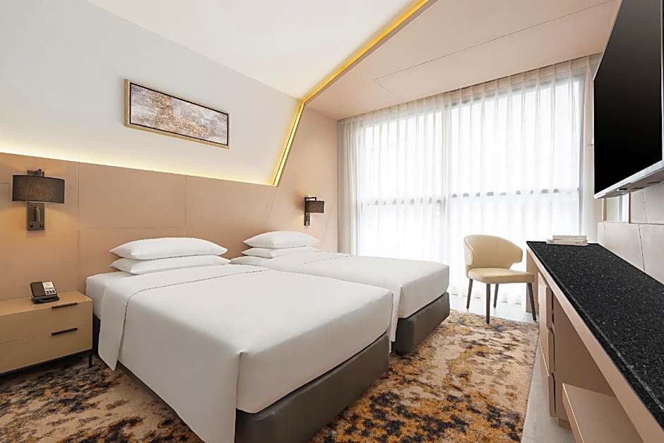 Hyatt Place Bangkok Sukhumvit 1