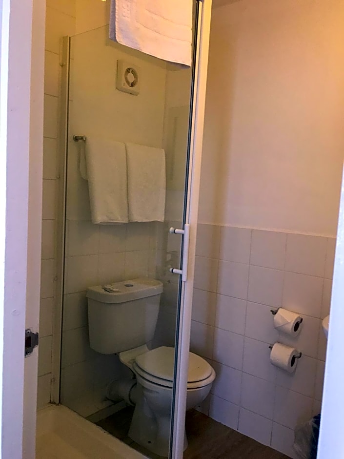 Clapham South Belvedere Hotel