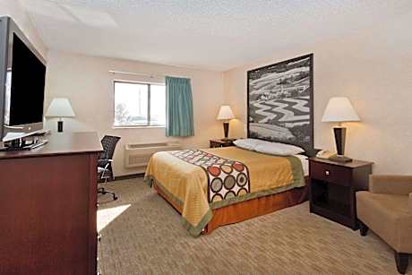 3 Queen Beds Non-Smoking