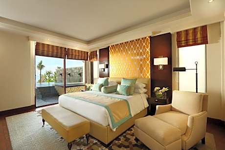 Prime Ocean View Pool Villa – Free Benefit
