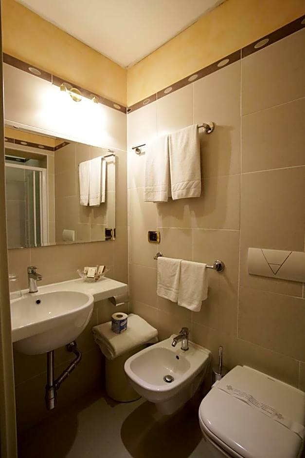Hotel Vienna Ostenda e Ristorante il Danubio