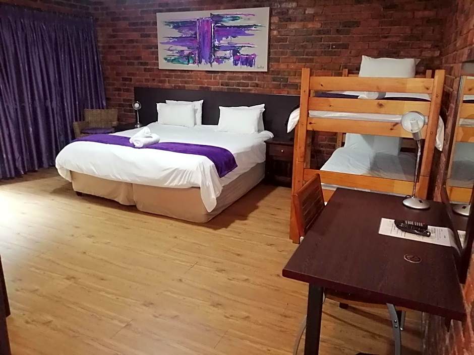 24OnVrey 3 Star Guest House
