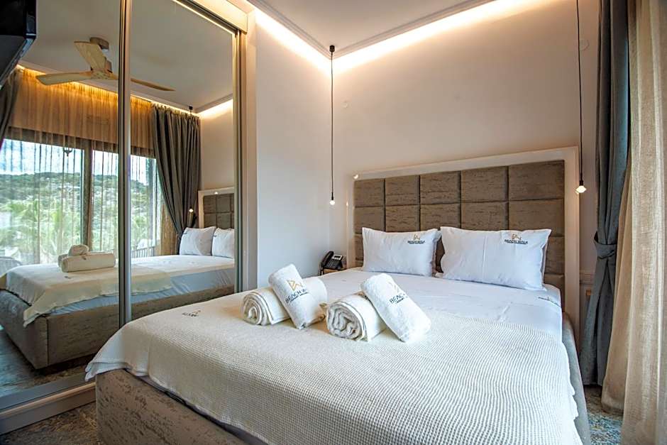 Beach Walk Luxury Suites