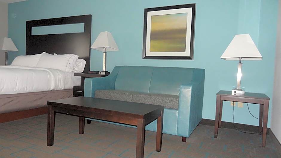 Holiday Inn Express Hotel Kansas City - Bonner Springs By IHG