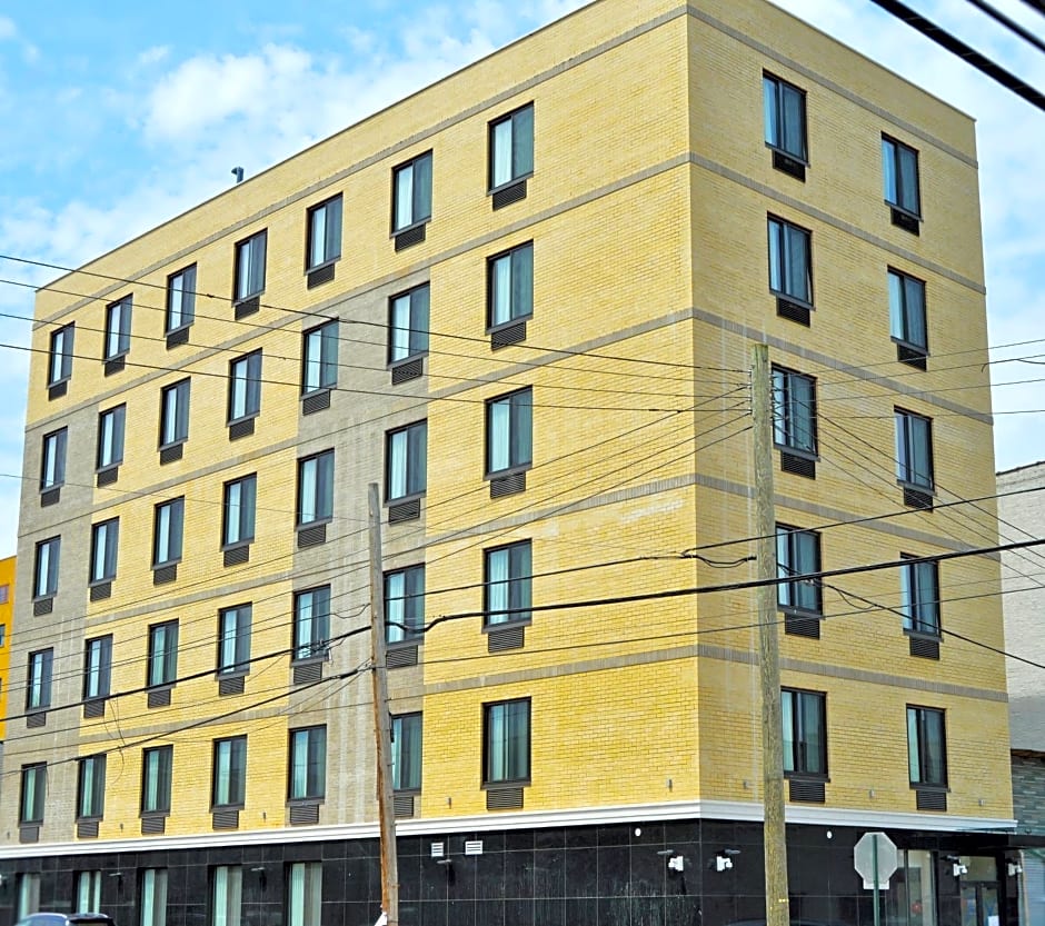 Voyage Hotel