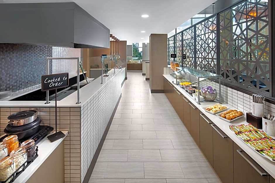 Embassy Suites by Hilton Charlotte Uptown