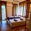 El Mundo Suites
