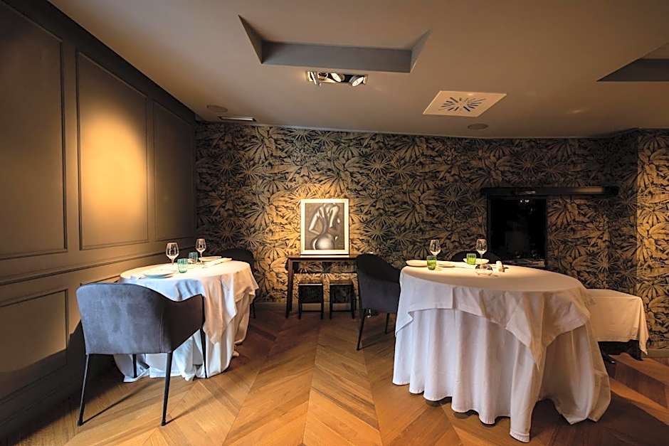 DAM boutique hotel & restaurant