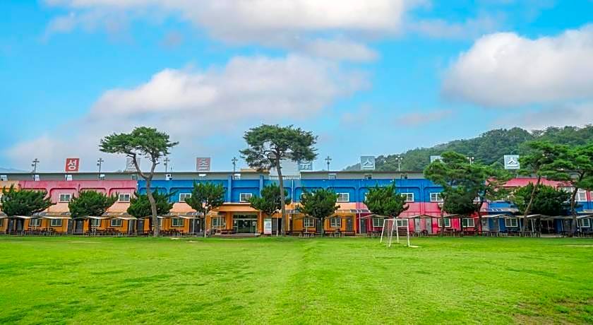 Sungbochon Youth Hostel