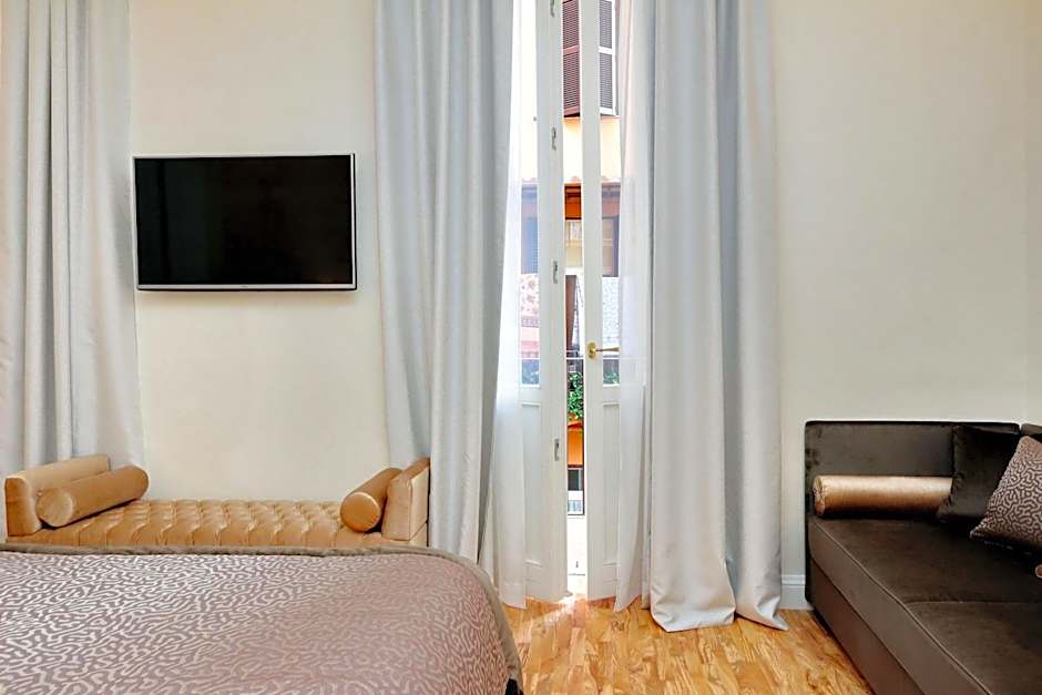 BQ House COLOSSEUM Luxury Rooms