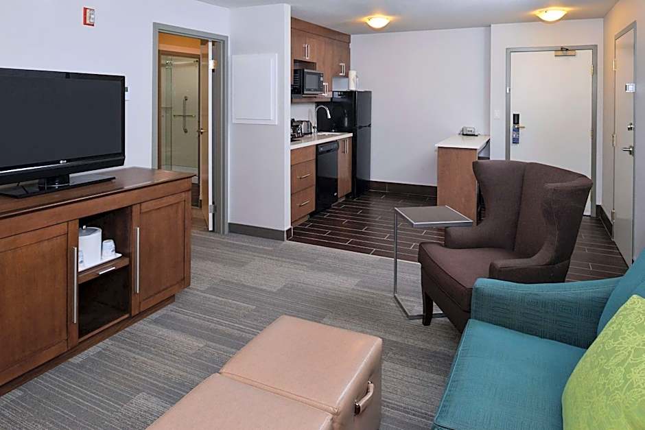 Hampton Inn & Suites By Hilton Calgary University Northwest