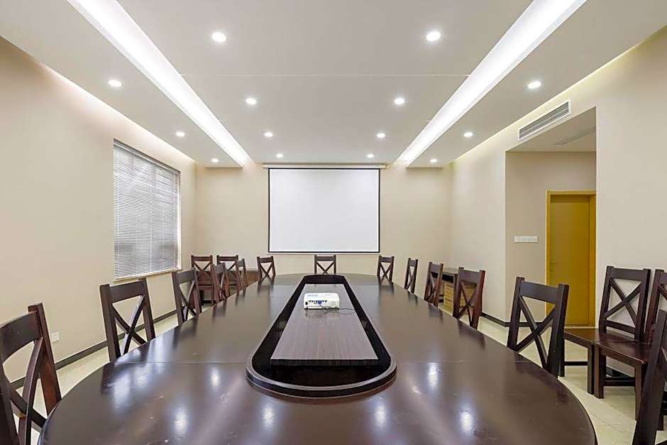 Lavande Hotel Rizhao East Haiqu Road RT-Mart