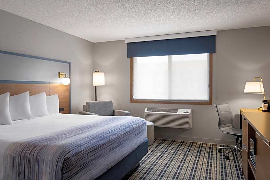 AmericInn by Wyndham Alexandria