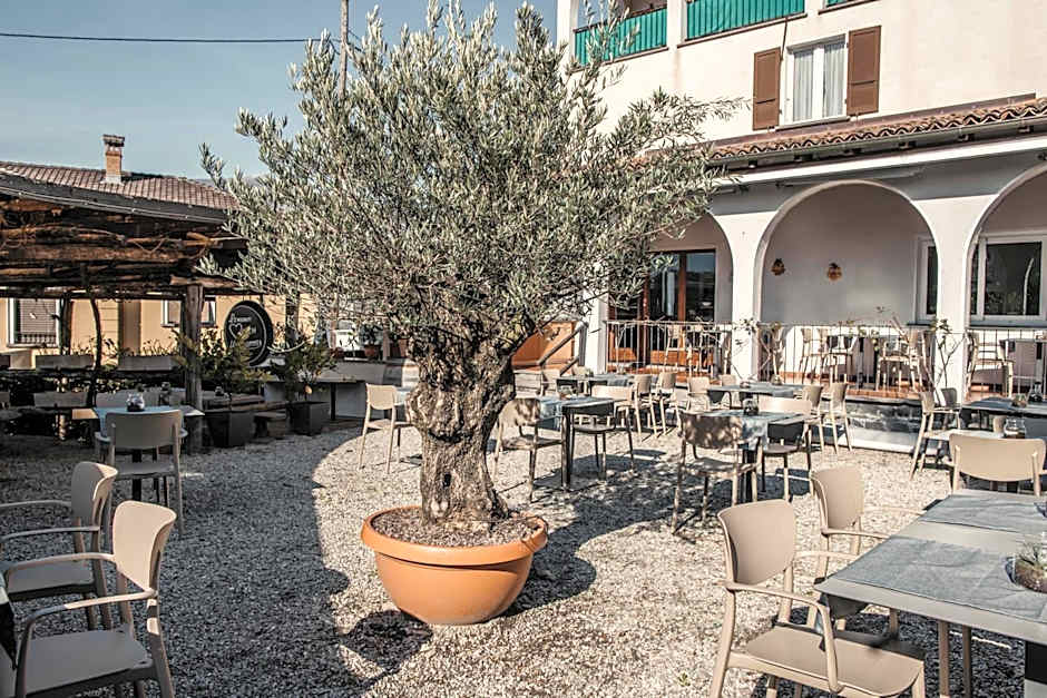 Albergo Ristorante Al Portico