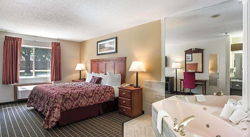 Rodeway Inn Cedar Rapids Westdale