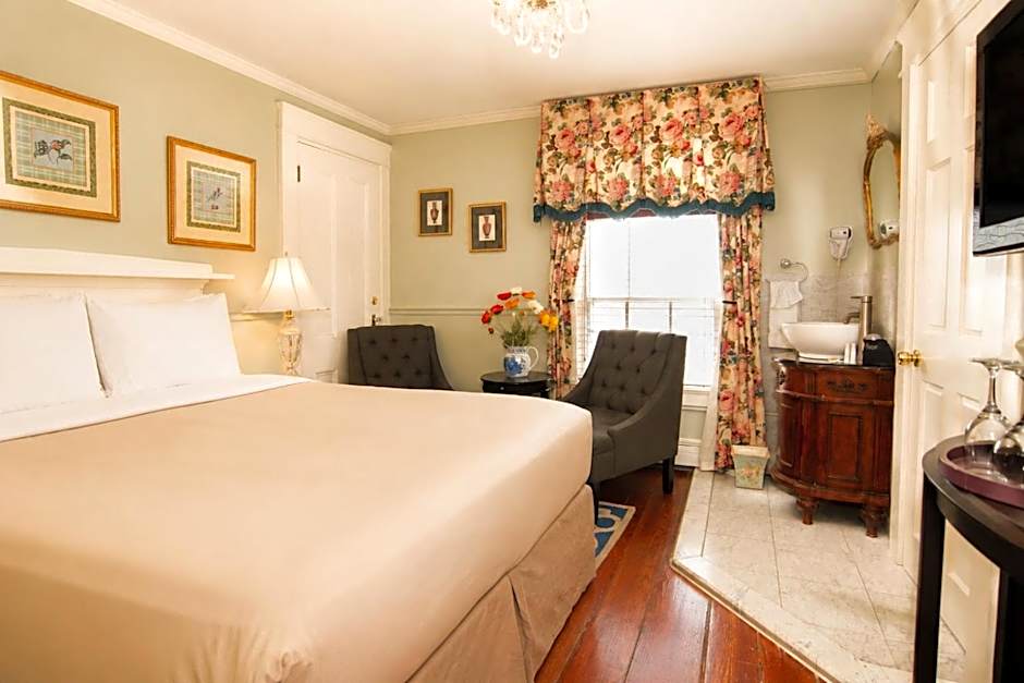 The Inns On Bellevue