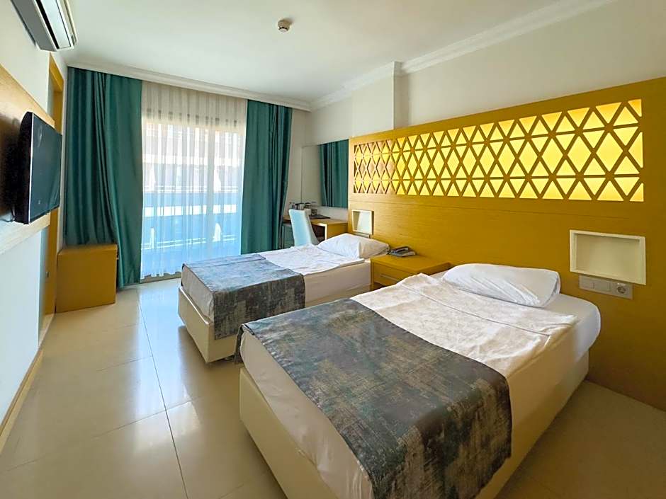 Aurasia Design Hotel