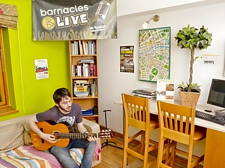 Bed in 4 Bed Mixed Dormitory Ensuite