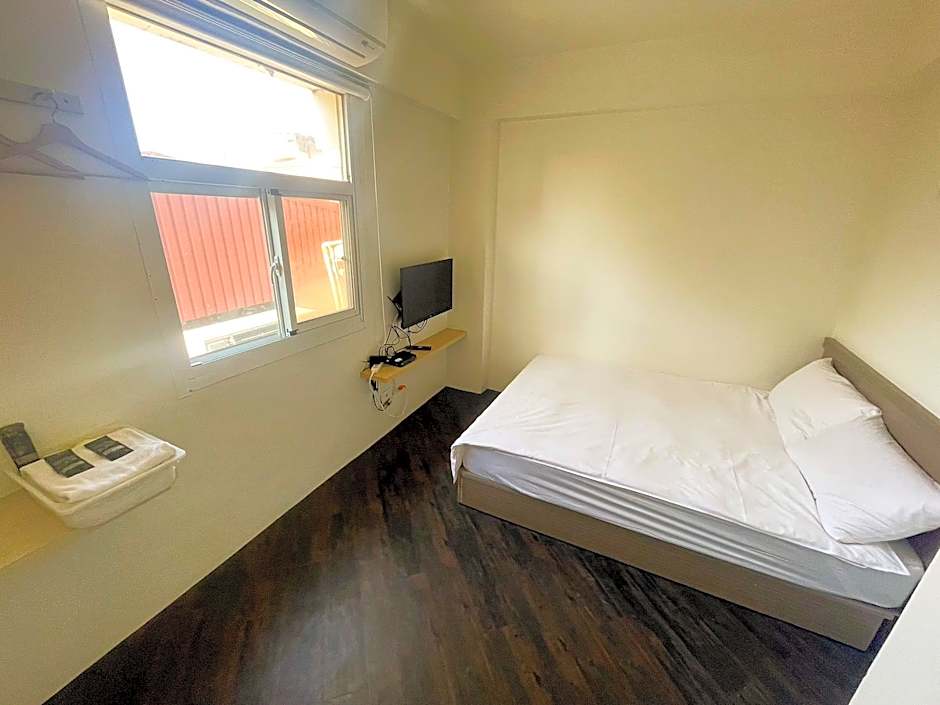 FUNDI Hotel