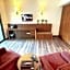 King Suites Hotel