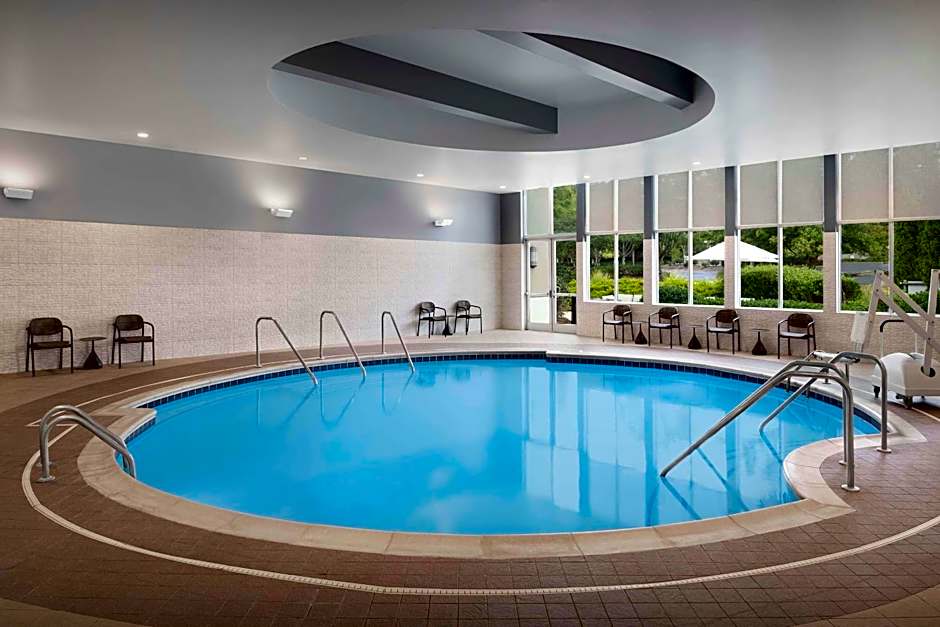 Embassy Suites By Hilton Kennesaw