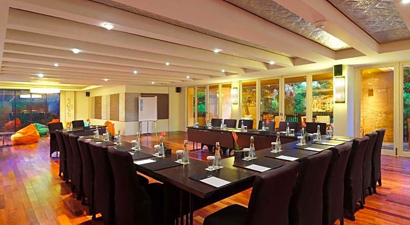 Pullman Bali Legian Beach