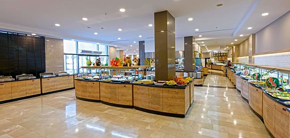 Novum Garden Side Hotel