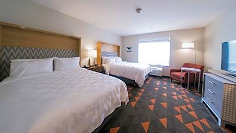 Queen Suite with Two Queen Beds and Sofa Bed
