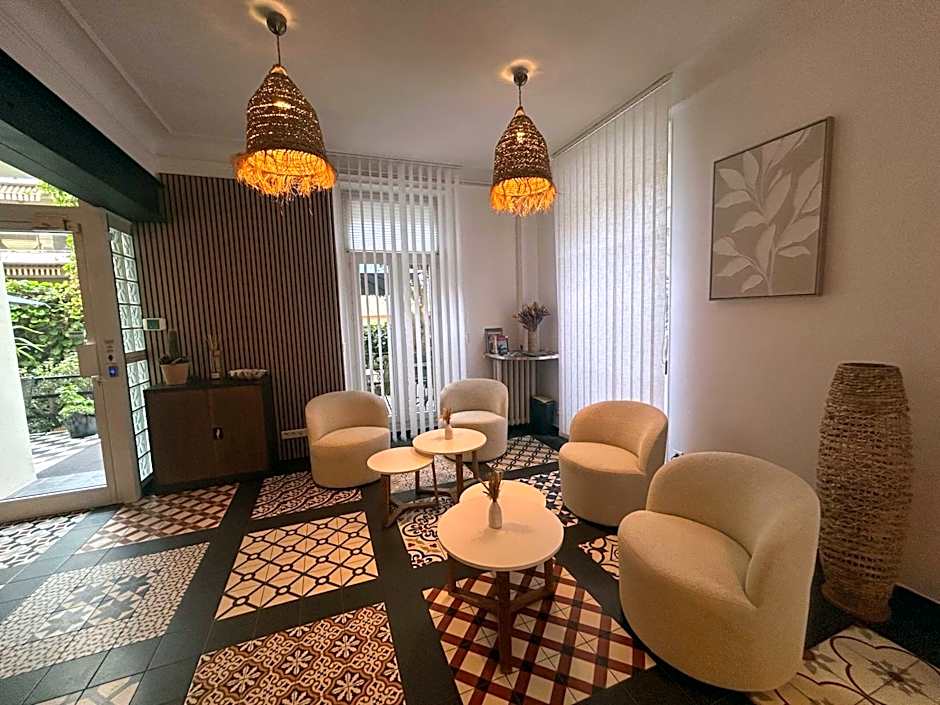 Hôtel Cecil Adults only