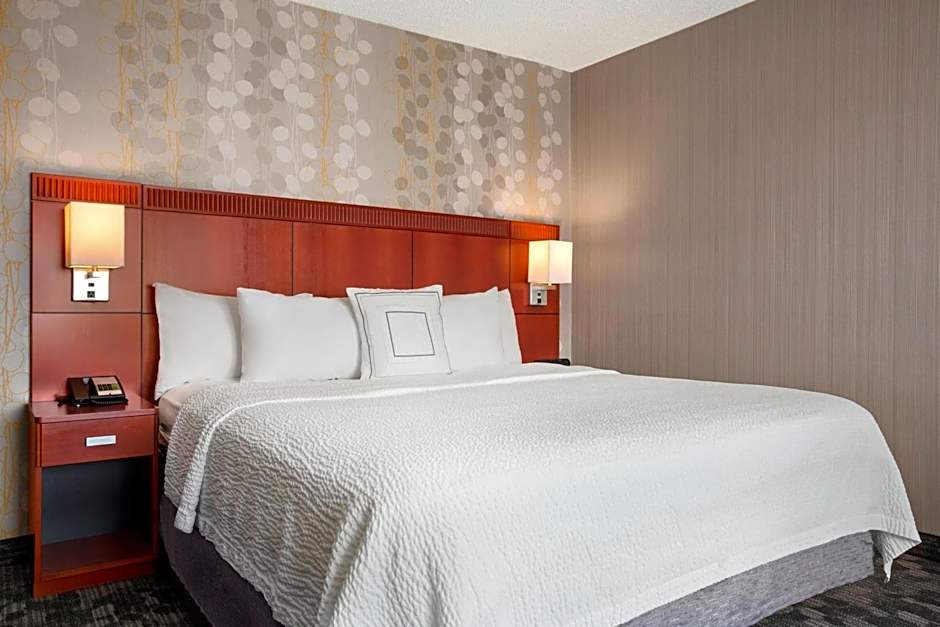 Courtyard by Marriott Springfield