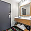 Super 8 by Wyndham Farmington