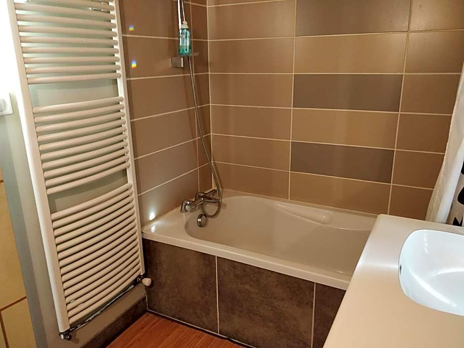 Chambre Chaleureuse chez l'habitant