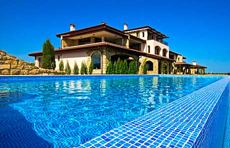 Club Residence at BlackSeaRama Golf