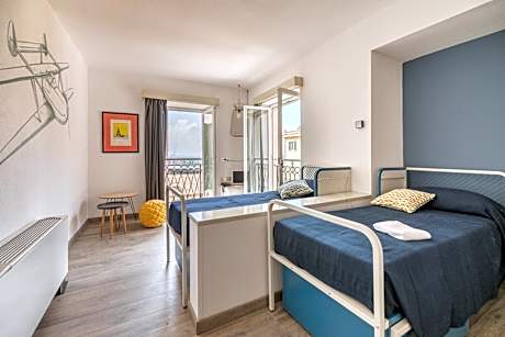 Triple Room with Private Bathroom