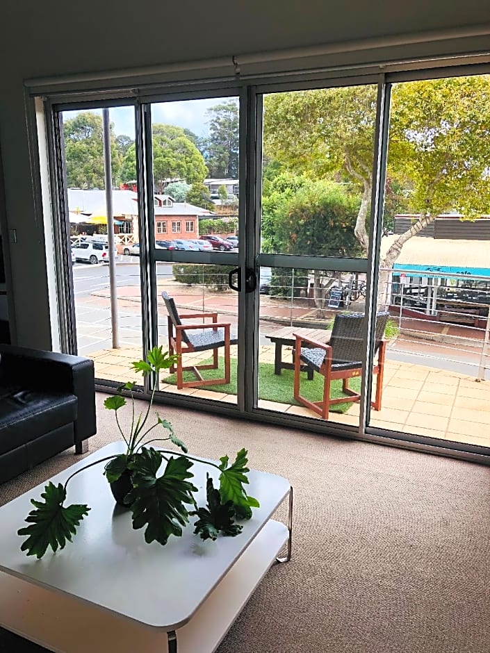 Elkamo Luxury Suites