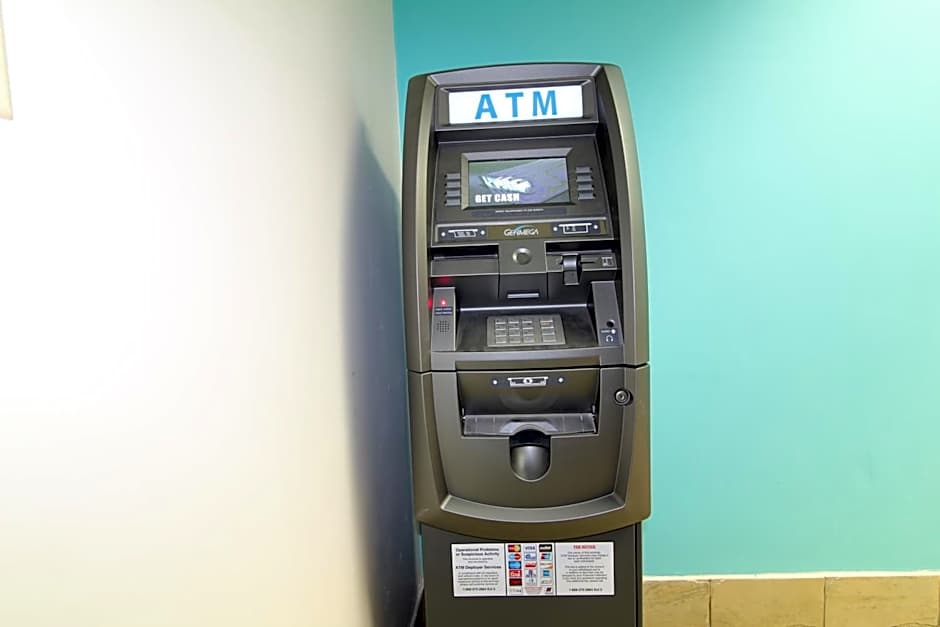 Howard Johnson by Wyndham Evansville East