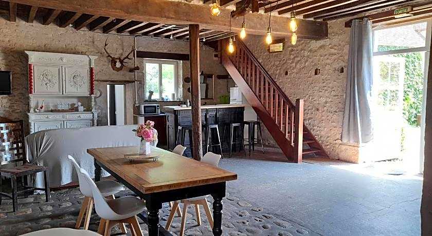 La Ferme de l'isle et sa Roulotte