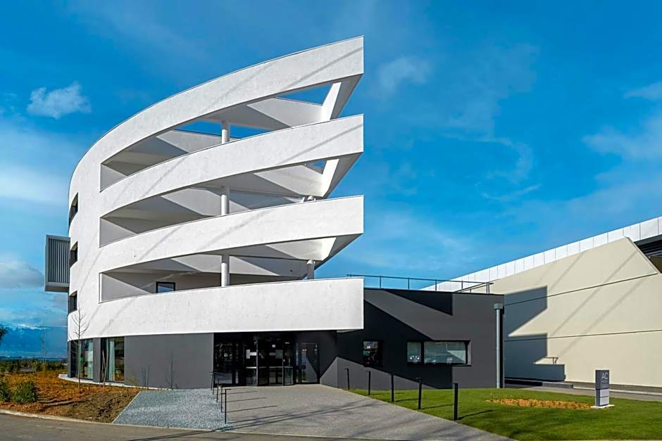 AC Hotel by Marriott Saint-Julien-en-Genevois