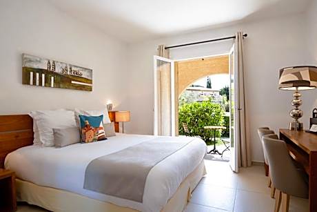 Double or Twin Room with Terrace